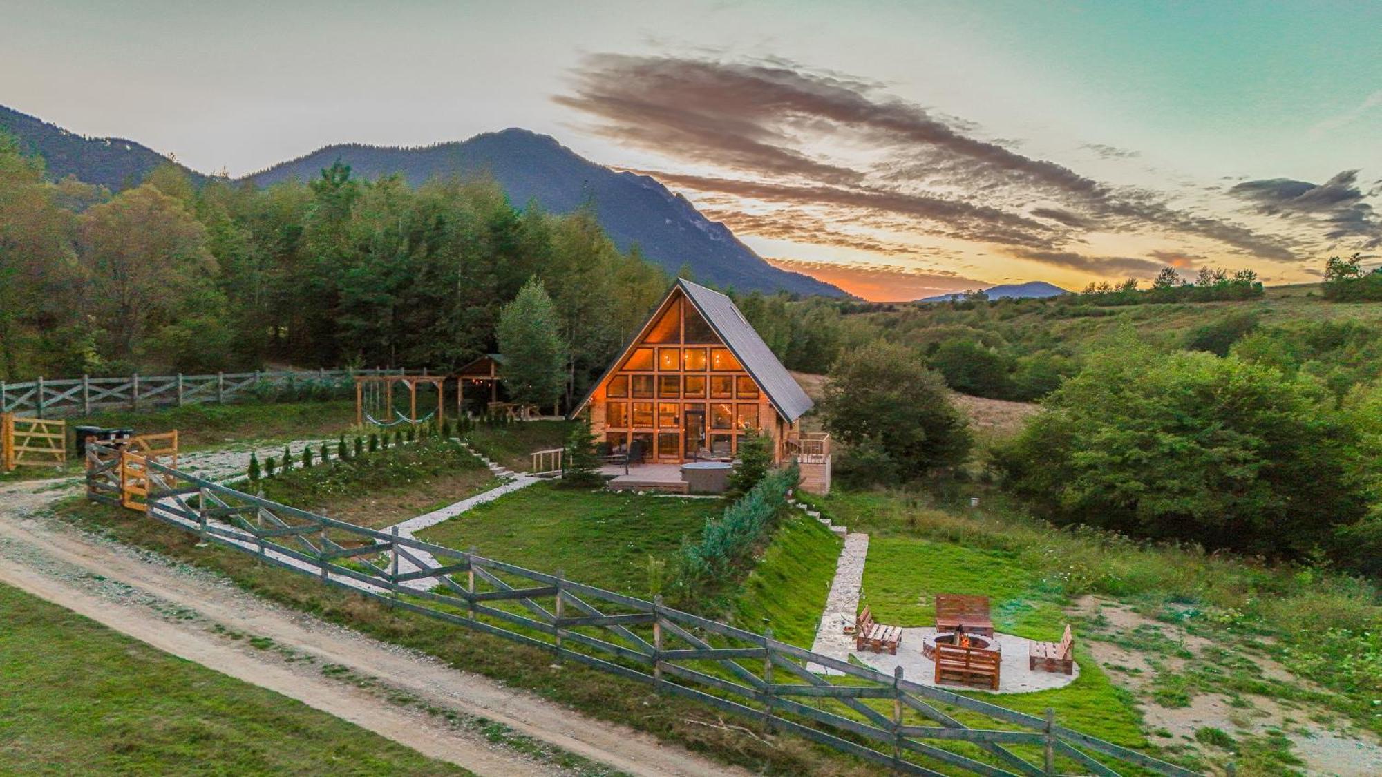Cabana Timbernest Μπραν Εξωτερικό φωτογραφία